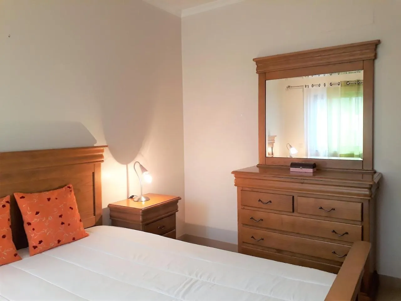 T2 Tahiti - Terraco, Familiar, Garagem, Wifi Apartment Quarteira