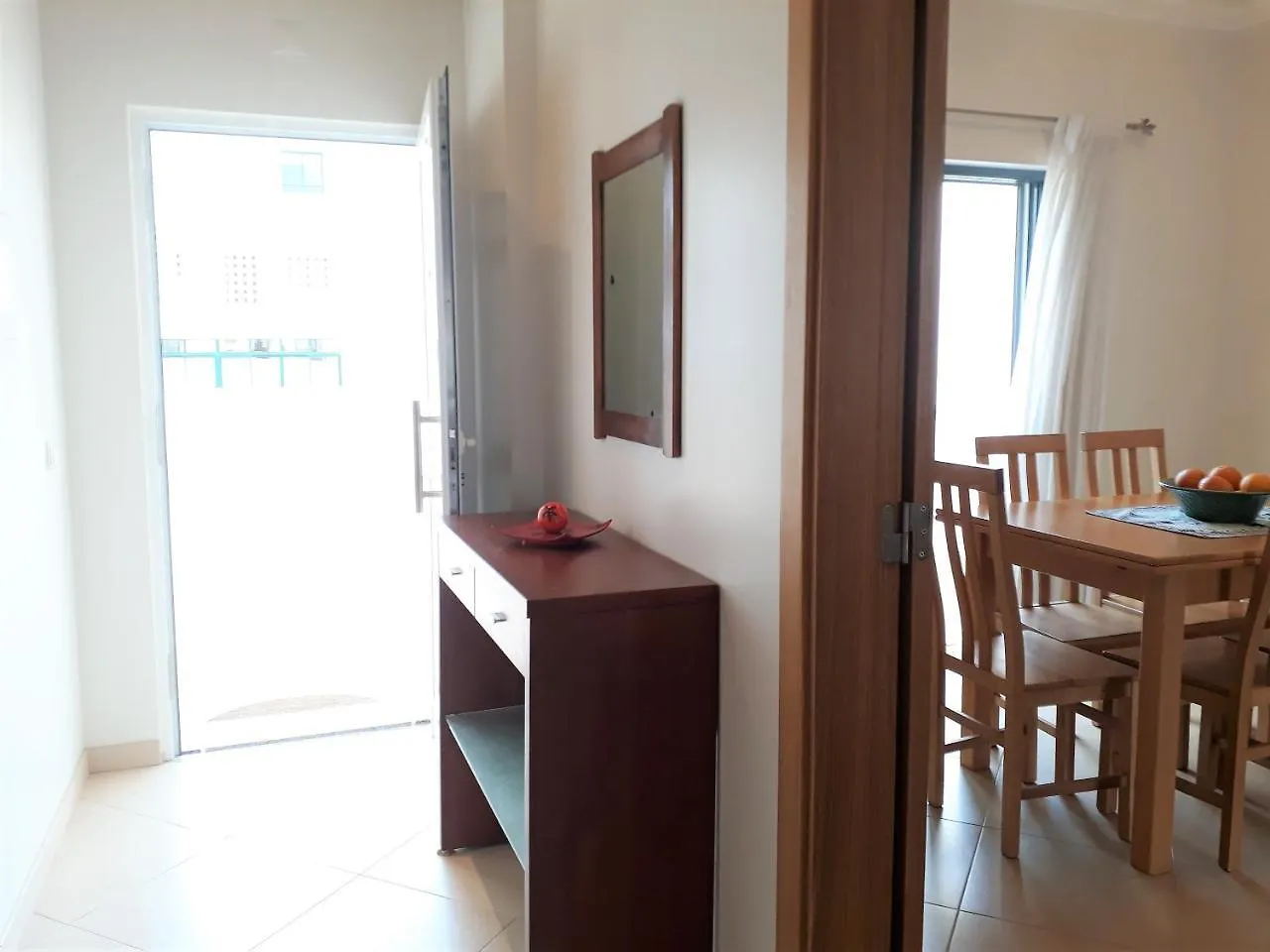 T2 Tahiti - Terraco, Familiar, Garagem, Wifi Apartment Quarteira Portugal