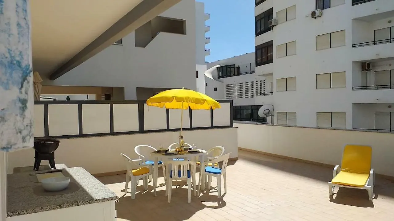 T2 Tahiti - Terraco, Familiar, Garagem, Wifi Apartment Quarteira