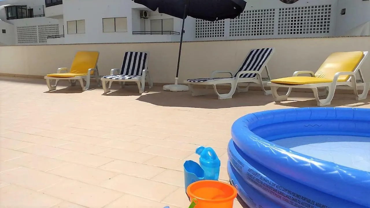 T2 Tahiti - Terraco, Familiar, Garagem, Wifi Apartment Quarteira