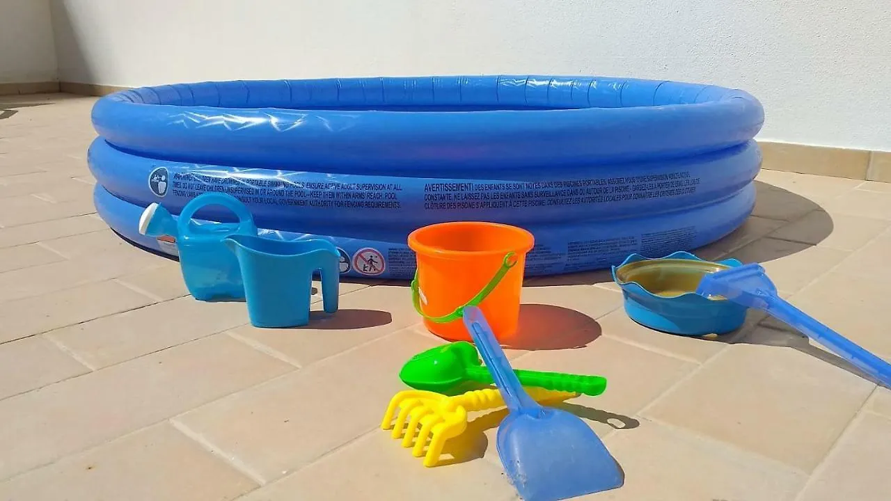 T2 Tahiti - Terraco, Familiar, Garagem, Wifi Apartment Quarteira 0*,  Portugal